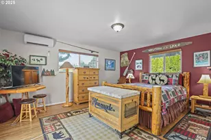 2011 River Loop 1, Eugene, OR 97404 - Photo 41