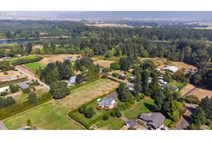 2011 River Loop 1, Eugene, OR 97404 - Photo 47