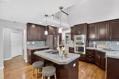 8047 SE 134th Dr, Portland, OR 97236 - Photo 3