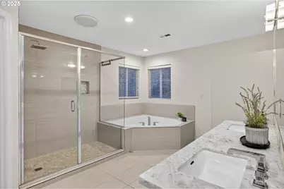 8047 SE 134th Dr, Portland, OR 97236 - Photo 13