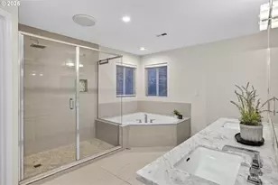 8047 SE 134th Dr, Portland, OR 97236 - Photo 13