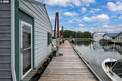 104 S River St #4, Saint Helens, OR 97051 - Photo 3