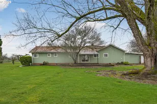 1605 NE Walnut Ave, McMinnville, OR 97128 - Photo 23