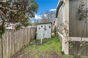 3200 SE Silverleaf Ln, Portland, OR 97267 - Photo 19