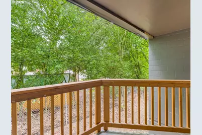 6220 SW Capitol Hwy #7, Portland, OR 97239 - Photo 33