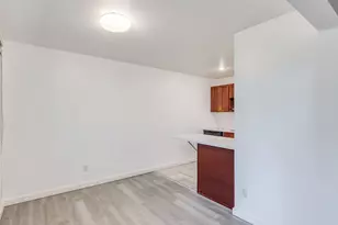 6220 SW Capitol Hwy, Portland, OR 97239 - Photo 15