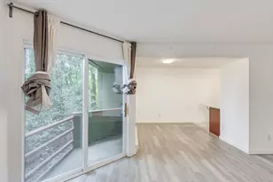 6220 SW Capitol Hwy, Portland, OR 97239 - Photo 13