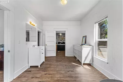 223 NW 15th St, Corvallis, OR 97330 - Photo 17