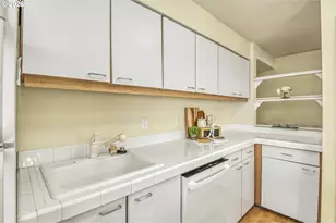 8540 SW Curry Dr, Wilsonville, OR 97070 - Photo 13