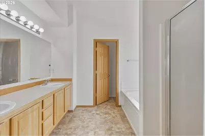 1061 40th St, Washougal, WA 98671 - Photo 13