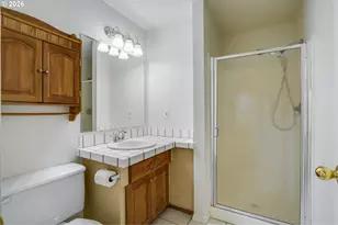 904 NE 196th Ave, Portland, OR 97230 - Photo 27