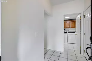 904 NE 196th Ave, Portland, OR 97230 - Photo 5