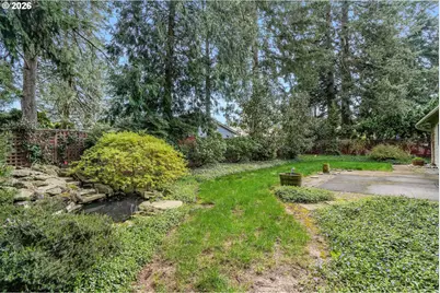 904 NE 196th Ave, Portland, OR 97230 - Photo 35
