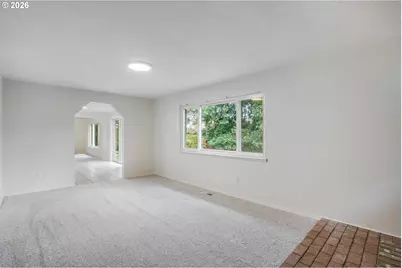 904 NE 196th Ave, Portland, OR 97230 - Photo 13