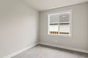 2027 E Otter Loop, La Center, WA 98629 - Photo 3