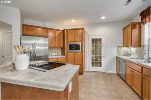 4860 Summerlinn Way, West Linn, OR 97068 - Photo 9