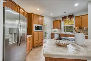 4860 Summerlinn Way, West Linn, OR 97068 - Photo 11