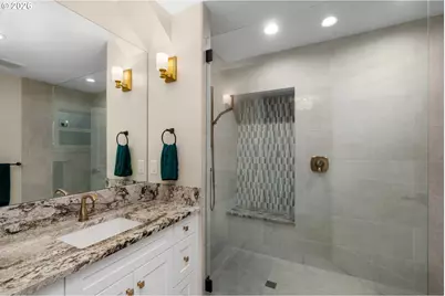 767 10th St, Lake Oswego, OR 97034 - Photo 17