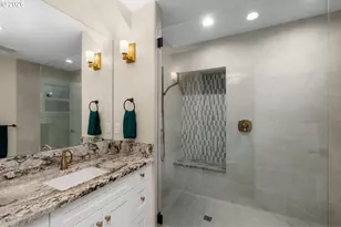 767 10th St, Lake Oswego, OR 97034 - Photo 17