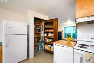 416 Glen Ave, Sutherlin, OR 97479 - Photo 13