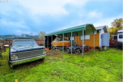416 Glen Ave, Sutherlin, OR 97479 - Photo 25