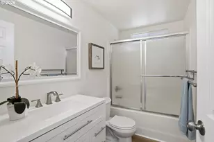 17867 NE Wasco St, Portland, OR 97230 - Photo 27