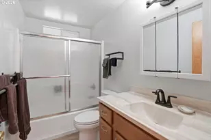 17867 NE Wasco St, Portland, OR 97230 - Photo 37