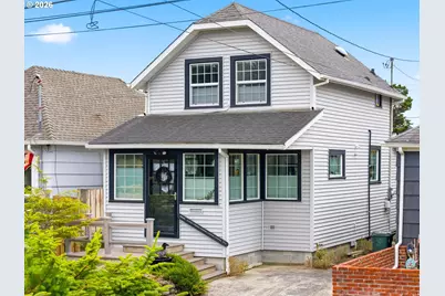 331 10th Ave, Seaside, OR 97138 - Photo 1