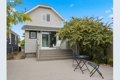331 10th Ave, Seaside, OR 97138 - Photo 23