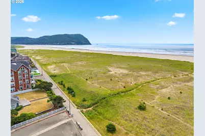 331 10th Ave, Seaside, OR 97138 - Photo 37