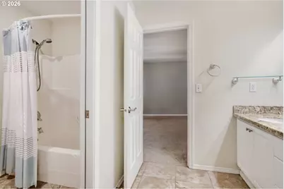 5186 NE Schoeler Cir, Hillsboro, OR 97124 - Photo 19