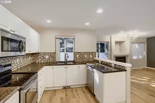 5186 NE Schoeler Cir, Hillsboro, OR 97124 - Photo 13