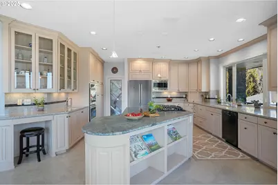 50 SE Avondale Ct, Gresham, OR 97080 - Photo 19