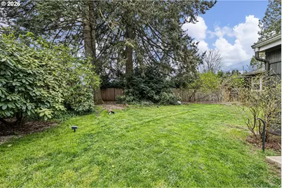 1810 Minda Dr, Eugene, OR 97401 - Photo 27