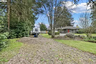 1810 Minda Dr, Eugene, OR 97401 - Photo 3