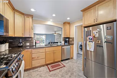 1810 Minda Dr, Eugene, OR 97401 - Photo 9