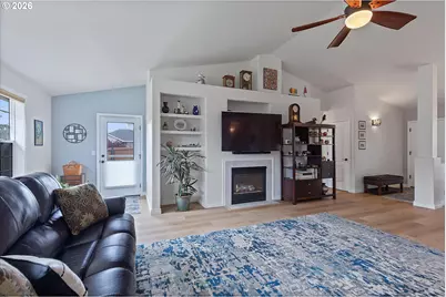 5248 NE Voyage Ave, Lincoln City, OR 97367 - Photo 5