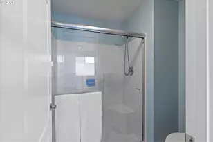 5248 NE Voyage Ave, Lincoln City, OR 97367 - Photo 15