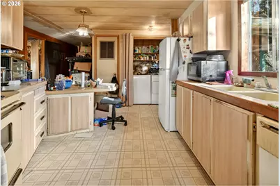 8008 NE 179th St #4, Battle Ground, WA 98604 - Photo 3