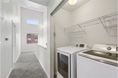 8083 N Leavitt Ave, Portland, OR 97203 - Photo 31