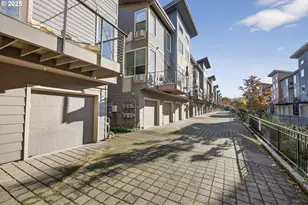 8083 N Leavitt Ave, Portland, OR 97203 - Photo 33