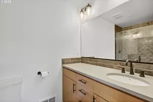 8083 N Leavitt Ave, Portland, OR 97203 - Photo 29