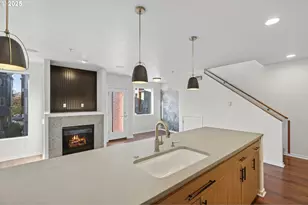 8083 N Leavitt Ave, Portland, OR 97203 - Photo 13