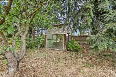 940 W N St, Springfield, OR 97477 - Photo 35