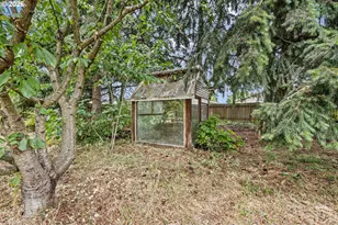 940 W N St, Springfield, OR 97477 - Photo 35