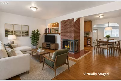 9234 SE Salmon St, Portland, OR 97216 - Photo 5