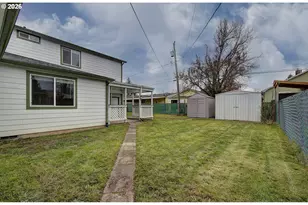 9234 SE Salmon St, Portland, OR 97216 - Photo 31