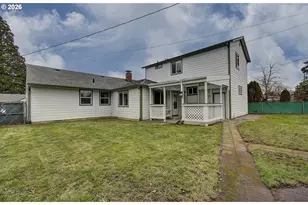 9234 SE Salmon St, Portland, OR 97216 - Photo 33