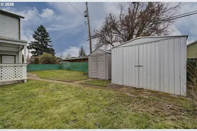 9234 SE Salmon St, Portland, OR 97216 - Photo 35