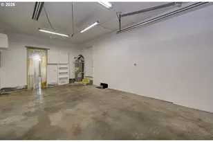 9234 SE Salmon St, Portland, OR 97216 - Photo 25